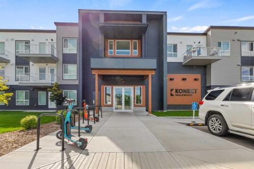 302-1605 17 Street Se, Calgary, AB - Outdoor With Balcony