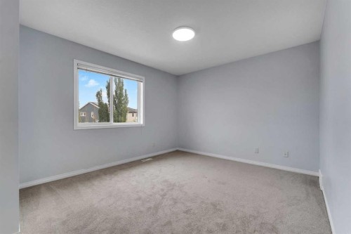 20 Copperpond Grove Se, Calgary, AB - Indoor Photo Showing Other Room