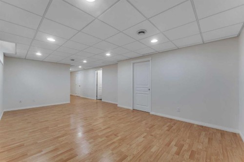 20 Copperpond Grove Se, Calgary, AB - Indoor