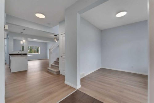 20 Copperpond Grove Se, Calgary, AB - Indoor Photo Showing Other Room