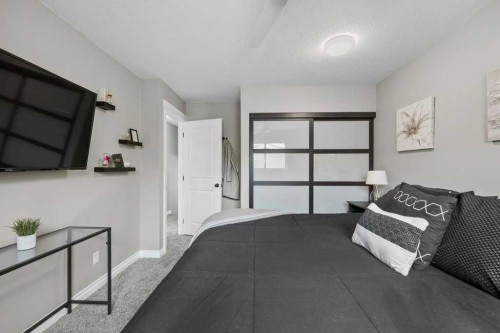 55 Macewan Drive Nw, Calgary, AB - Indoor