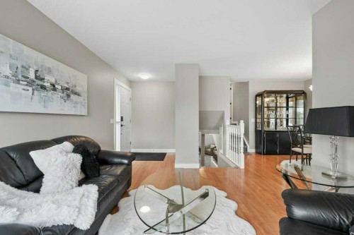 55 Macewan Drive Nw, Calgary, AB - Indoor Photo Showing Living Room