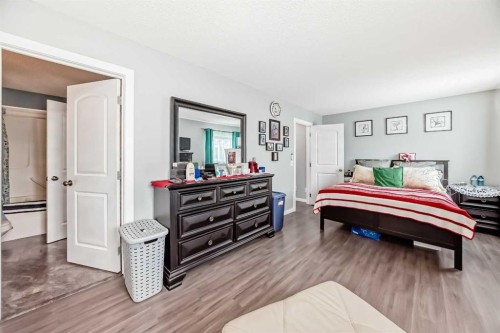158 Bridleridge Circle Sw, Calgary, AB - Indoor Photo Showing Bedroom