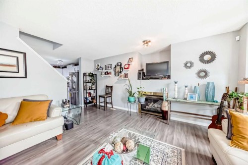 158 Bridleridge Circle Sw, Calgary, AB - Indoor Photo Showing Living Room