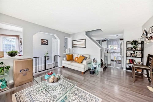 158 Bridleridge Circle Sw, Calgary, AB - Indoor Photo Showing Living Room