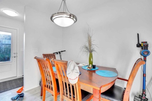 216 Windbury Lane Sw, Airdrie, AB - Indoor Photo Showing Dining Room