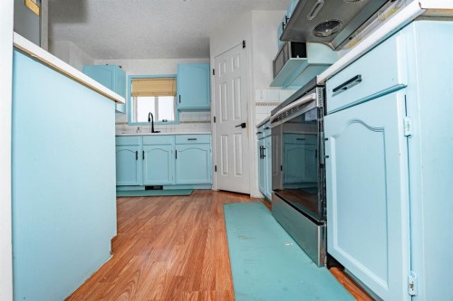 714 Martindale Boulevard Ne, Calgary, AB - Indoor