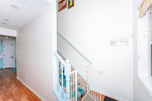 714 Martindale Boulevard Ne, Calgary, AB - Indoor Photo Showing Other Room