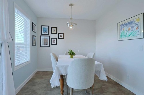 18 Citadel Vista Green Nw, Calgary, AB - Indoor Photo Showing Dining Room