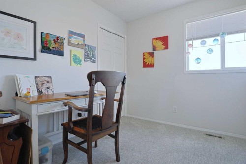 18 Citadel Vista Green Nw, Calgary, AB - Indoor