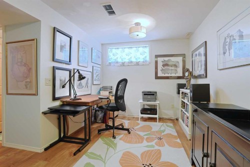 18 Citadel Vista Green Nw, Calgary, AB - Indoor Photo Showing Office