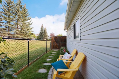 18 Citadel Vista Green Nw, Calgary, AB - Outdoor