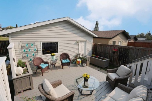 18 Citadel Vista Green Nw, Calgary, AB - Outdoor With Deck Patio Veranda With Exterior