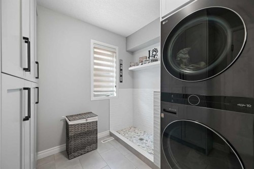 95 Panorama Hills View Nw, Calgary, AB - Indoor Photo Showing Laundry Room