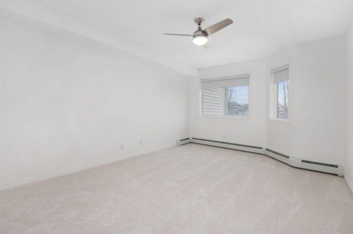 2205-7451 Springbank Boulevard Sw, Calgary, AB - Indoor Photo Showing Other Room
