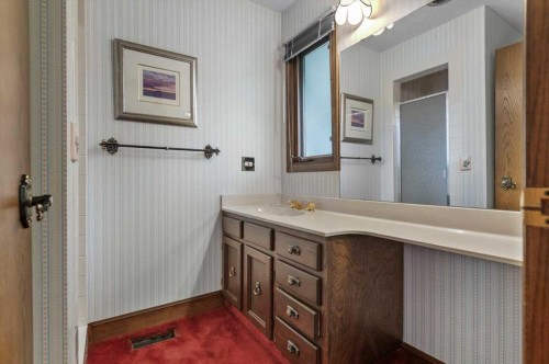 1521 92 Avenue Sw, Calgary, AB - Indoor