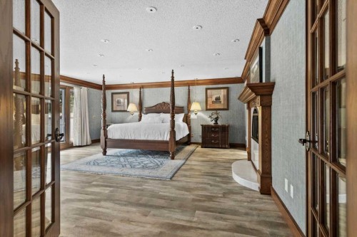 1521 92 Avenue Sw, Calgary, AB - Indoor