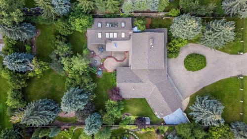 1521 92 Avenue Sw, Calgary, AB - Outdoor With View