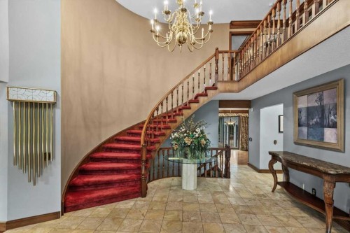 1521 92 Avenue Sw, Calgary, AB - Indoor Photo Showing Other Room