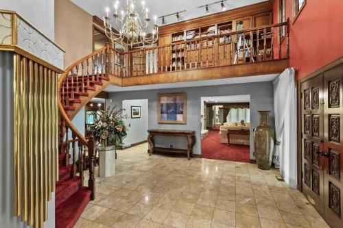 1521 92 Avenue Sw, Calgary, AB - Indoor Photo Showing Other Room