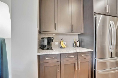 139 Legacy Circle Se, Calgary, AB - Indoor Photo Showing Kitchen