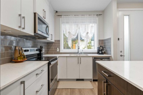 716 Redstone Crescent Ne, Calgary, AB - Indoor Photo Showing Kitchen