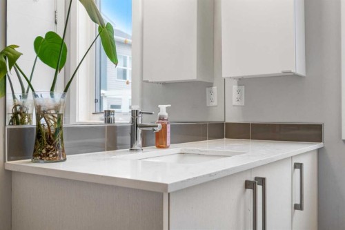 716 Redstone Crescent Ne, Calgary, AB - Indoor Photo Showing Other Room