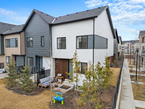 716 Redstone Crescent Ne, Calgary, AB - Outdoor