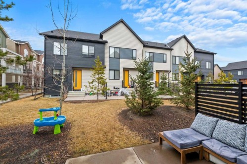 716 Redstone Crescent Ne, Calgary, AB - Outdoor