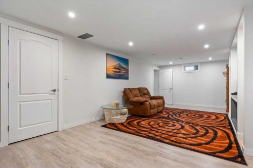 343 Queen Tamara Way Se, Calgary, AB - Indoor Photo Showing Other Room