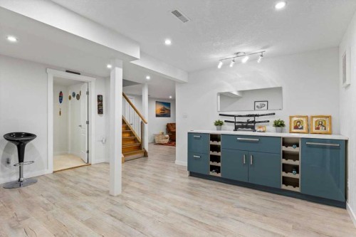 343 Queen Tamara Way Se, Calgary, AB - Indoor