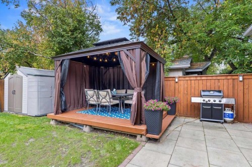 343 Queen Tamara Way Se, Calgary, AB - Outdoor