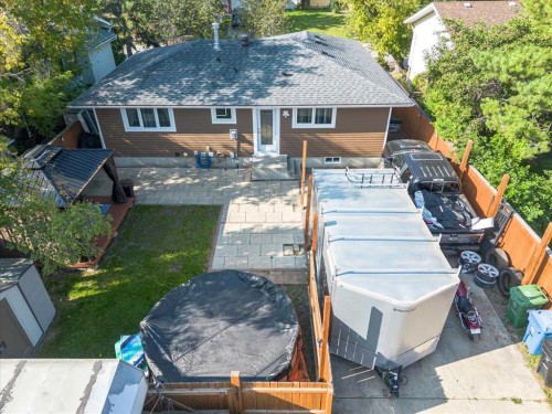 343 Queen Tamara Way Se, Calgary, AB - Outdoor