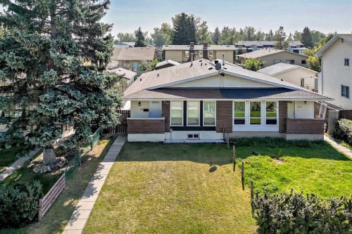 6327 24 Avenue Ne, Calgary, AB - Outdoor
