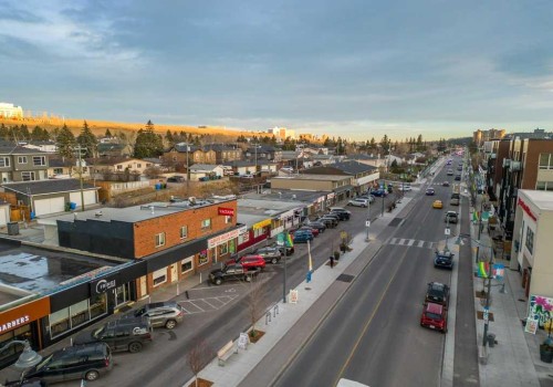 7815 36 Avenue Nw, Calgary, AB - Outdoor With View