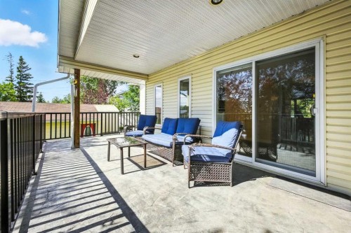 139 Huntford Green Ne, Calgary, AB - Outdoor With Deck Patio Veranda With Exterior