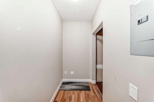 2210-211 Aspen Stone Boulevard Sw, Calgary, AB - Indoor Photo Showing Other Room