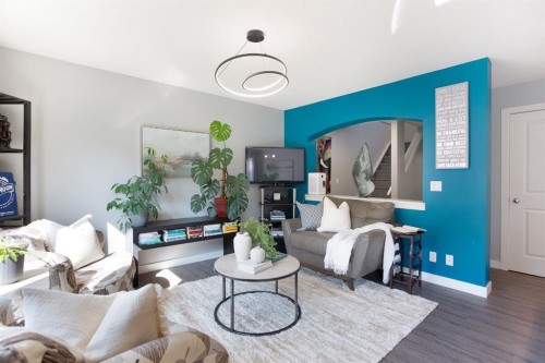 1405-800 Yankee Valley Boulevard Se, Airdrie, AB - Indoor Photo Showing Living Room