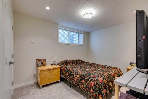 2018B 26A Street Sw, Calgary, AB - Indoor Photo Showing Bedroom