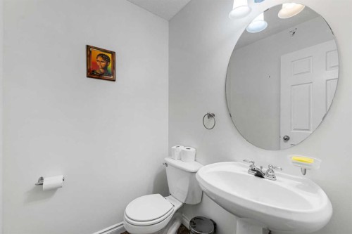 113 Citadel Ridge Green Nw, Calgary, AB - Indoor Photo Showing Bathroom
