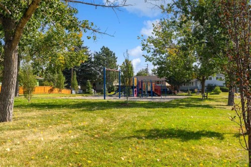 6707 3 Avenue Se, Calgary, AB - Outdoor