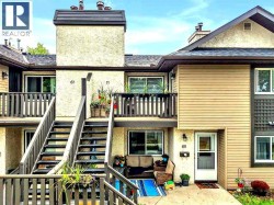 71 Cedar Springs Gardens SW Calgary, AB T2W 5J9