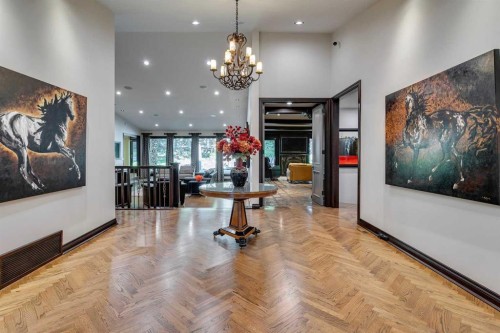 40 Eagle Ridge Place Sw, Calgary, AB - Indoor Photo Showing Other Room