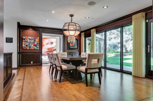 40 Eagle Ridge Place Sw, Calgary, AB - Indoor Photo Showing Dining Room