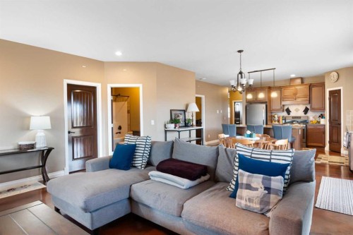 34126 Range Road 2-0, Rural Red Deer County, AB - Indoor Photo Showing Living Room