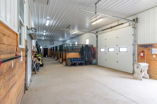 34126 Range Road 2-0, Rural Red Deer County, AB - Indoor Photo Showing Garage