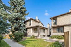 39-11333 30 Street SW Calgary, AB T2W 3Z6