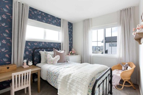 404-1750 Rangeview Drive Se, Calgary, AB - Indoor Photo Showing Bedroom