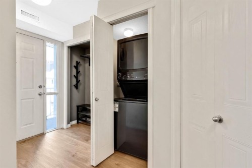 321-103 Strathaven Drive, Strathmore, AB - Indoor