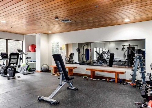 308-8604 48 Avenue Nw, Calgary, AB - Indoor Photo Showing Gym Room